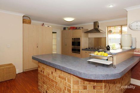Property photo of 43 Redheart Drive Thornlie WA 6108