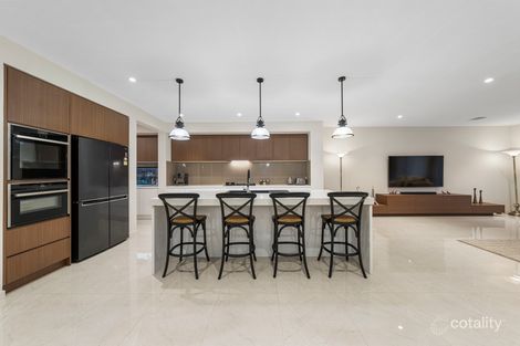 Property photo of 160 Heather Grove Clyde North VIC 3978