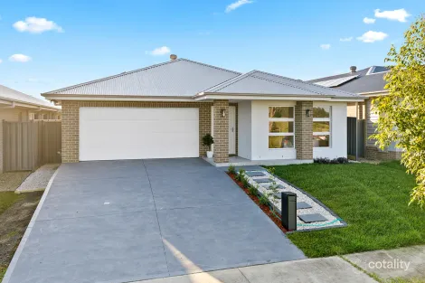 25 Alpha Rd, Badagarang, NSW 2540