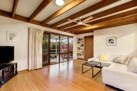 Property photo of 70 Beddoe Avenue Bentleigh East VIC 3165