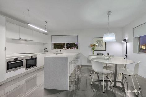 Property photo of 7/24-26 Rossiter Parade Hamilton QLD 4007