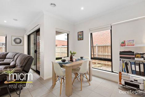 Property photo of 7 Dingo Street Point Cook VIC 3030