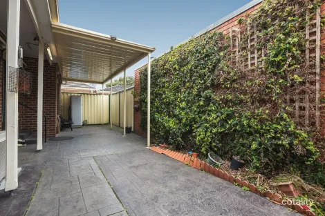 Property photo of 2/1379 Centre Road Clayton VIC 3168