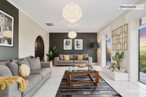 Property photo of 61 Horseshoe Drive Woodcroft SA 5162