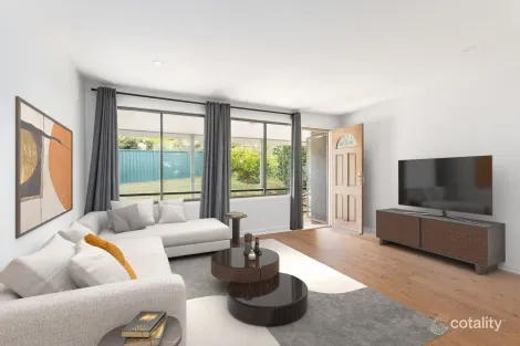 Property photo of 16 Walbon Crescent Koonawarra NSW 2530