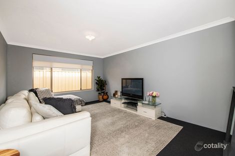 Property photo of 30 Ashwood Parkway Lakelands WA 6180