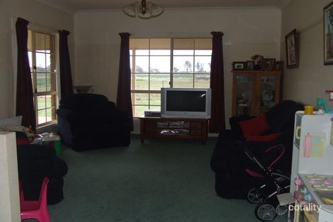 Property photo of 119 Villeneuve Drive Narromine NSW 2821