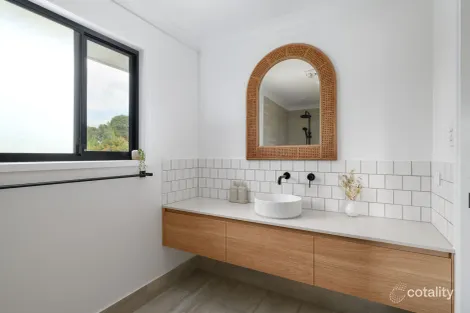 Property photo of 8 Jackwood Court Pie Creek QLD 4570