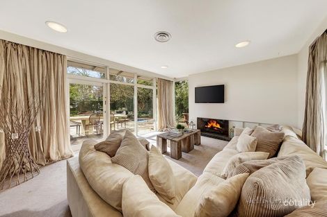 Property photo of 28 Salisbury Street Balwyn VIC 3103
