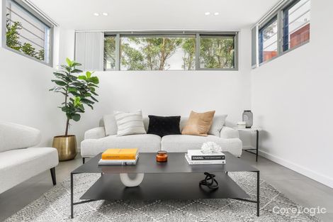 Property photo of 33 Moses Way Winston Hills NSW 2153