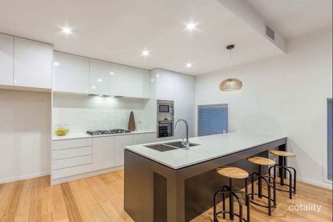 Property photo of 9 Annie Street Woolloongabba QLD 4102