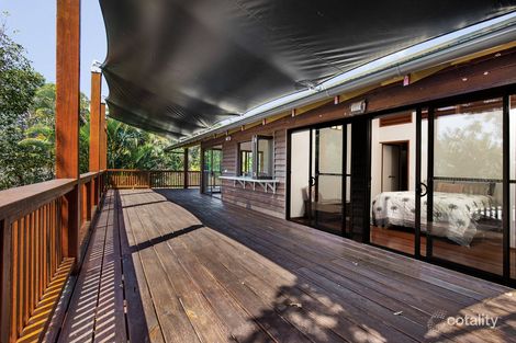 Property photo of 6 Karboora Drive Point Lookout QLD 4183