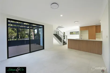 Property photo of 1D Leamington Road Oak Flats NSW 2529