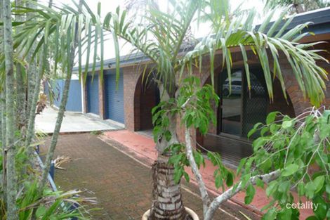 Property photo of 2 Bligh Court Mount Pleasant QLD 4740