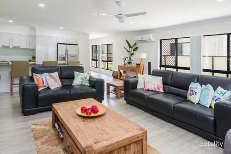 Property photo of 2/9 Broadwater Street Runaway Bay QLD 4216