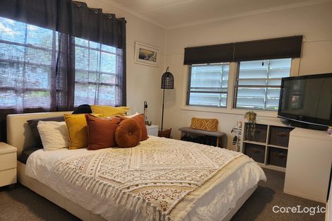 Property photo of 2A Sinclair Street Newtown QLD 4305