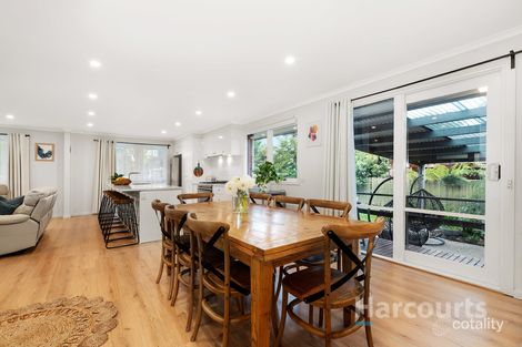 Property photo of 18 Monaro Close Wantirna South VIC 3152