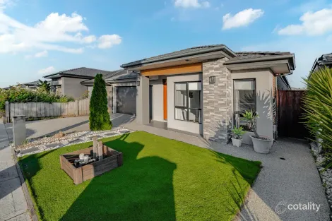 Property photo of 13 Barnato Street Mickleham VIC 3064