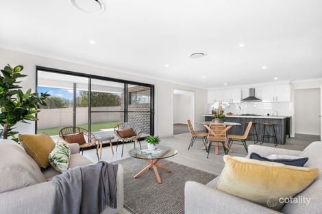 Property photo of 17 Newlands Crescent Kelso NSW 2795