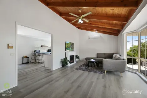 Property photo of 5 Cromie Drive Warragul VIC 3820