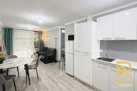 5/221 Clontarf Rd, Hamilton Hill, WA 6163