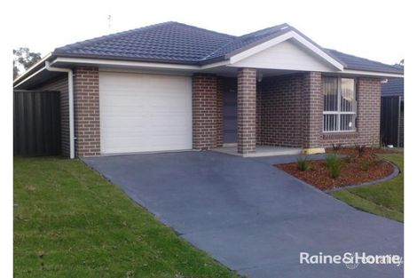 2/5 Chapman St, Greta, NSW 2334