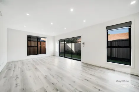 Property photo of 4/46 Broadmeadows Road Tullamarine VIC 3043