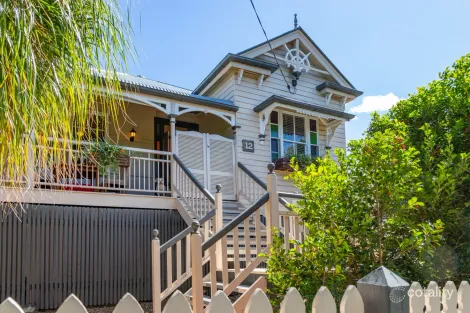 Property photo of 12 Macgregor Street Woodend QLD 4305