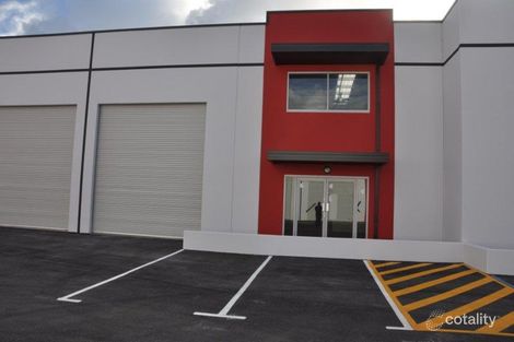 2/5 Parkes St, Cockburn Central, WA 6164