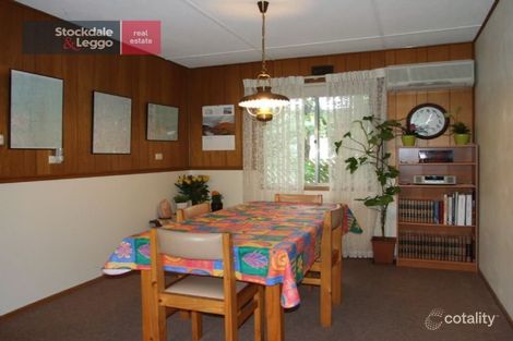 Property photo of 33 St Phillack Crescent Rawson VIC 3825