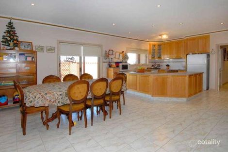 Property photo of 335 Loemans Road Bulla VIC 3428