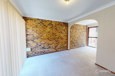 Property photo of 2/14 Lobelia Close Metford NSW 2323