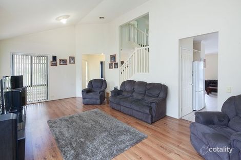 Property photo of 10 Sherwood Road Narre Warren South VIC 3805