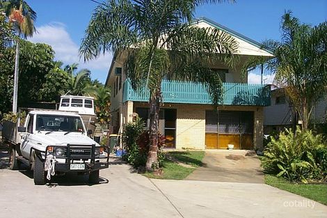 15 Fourth Ave, Scarborough, QLD 4020