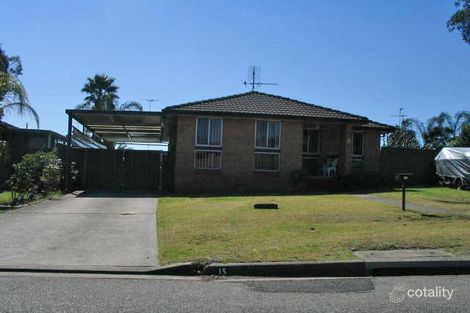 15 Charlton Pl, St Clair, NSW 2759