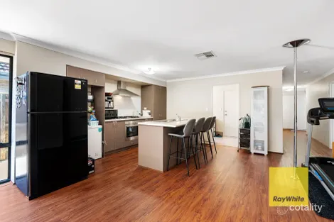 Property photo of 17 Casey Close Canning Vale WA 6155