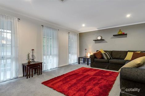 Property photo of 6 Albany Close Ringwood North VIC 3134