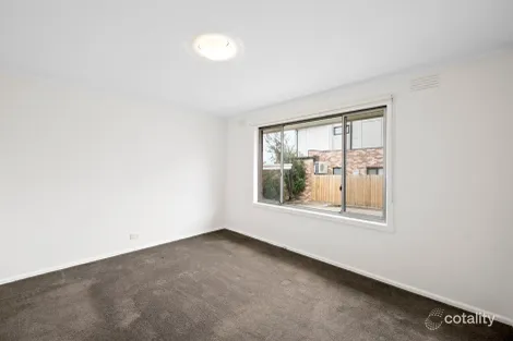 Property photo of 2/65 Braid Hill Road Macleod VIC 3085