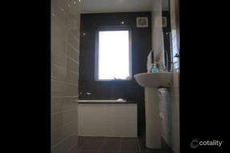 Property photo of 29 Binalong Avenue Allambie Heights NSW 2100