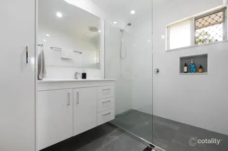 Property photo of 24 Leahy Street Beaconsfield QLD 4740