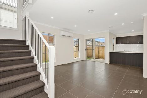 Property photo of 32 Edara Circuit Greenvale VIC 3059