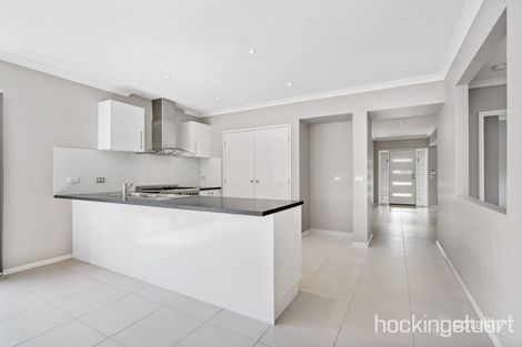 Property photo of 41 Verde Parade Epping VIC 3076