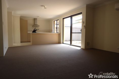 Property photo of 6/7 Ellam Street St James WA 6102