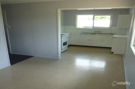 Property photo of 61 Beardmore Crescent Dysart QLD 4745