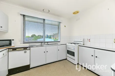 Property photo of 26 Ahern Road Pakenham VIC 3810