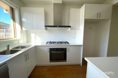 1/46 Woodland St, Strathmore, VIC 3041