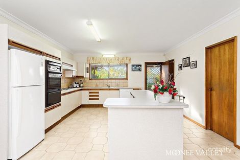 Property photo of 18 Riverside Place Keilor East VIC 3033