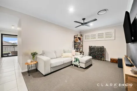 Property photo of 31 Finch Crescent Aberglasslyn NSW 2320