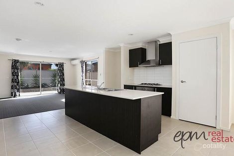 Property photo of 44 Federation Boulevard Truganina VIC 3029
