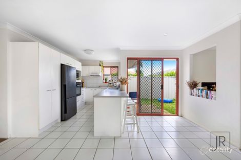 20 Bowerbird Pl, Burleigh Waters, QLD 4220